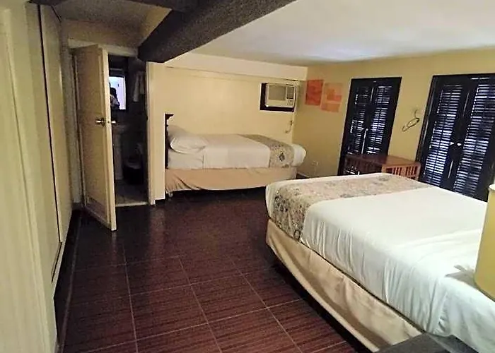 Aparthotel Ralph Anthony 2*