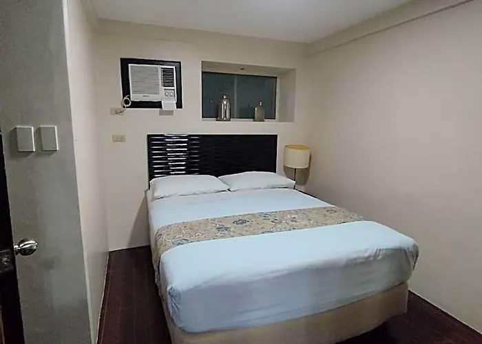 Ralph Anthony Aparthotel Manilla
