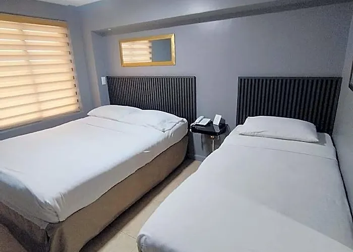 Aparthotel Ralph Anthony Manilla