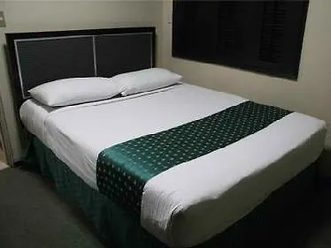 Ralph Anthony Aparthotel Manilla