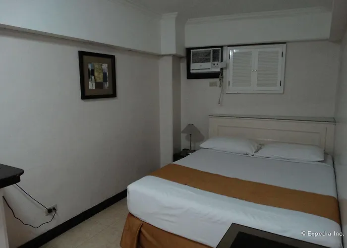 Ralph Anthony Aparthotel 2*